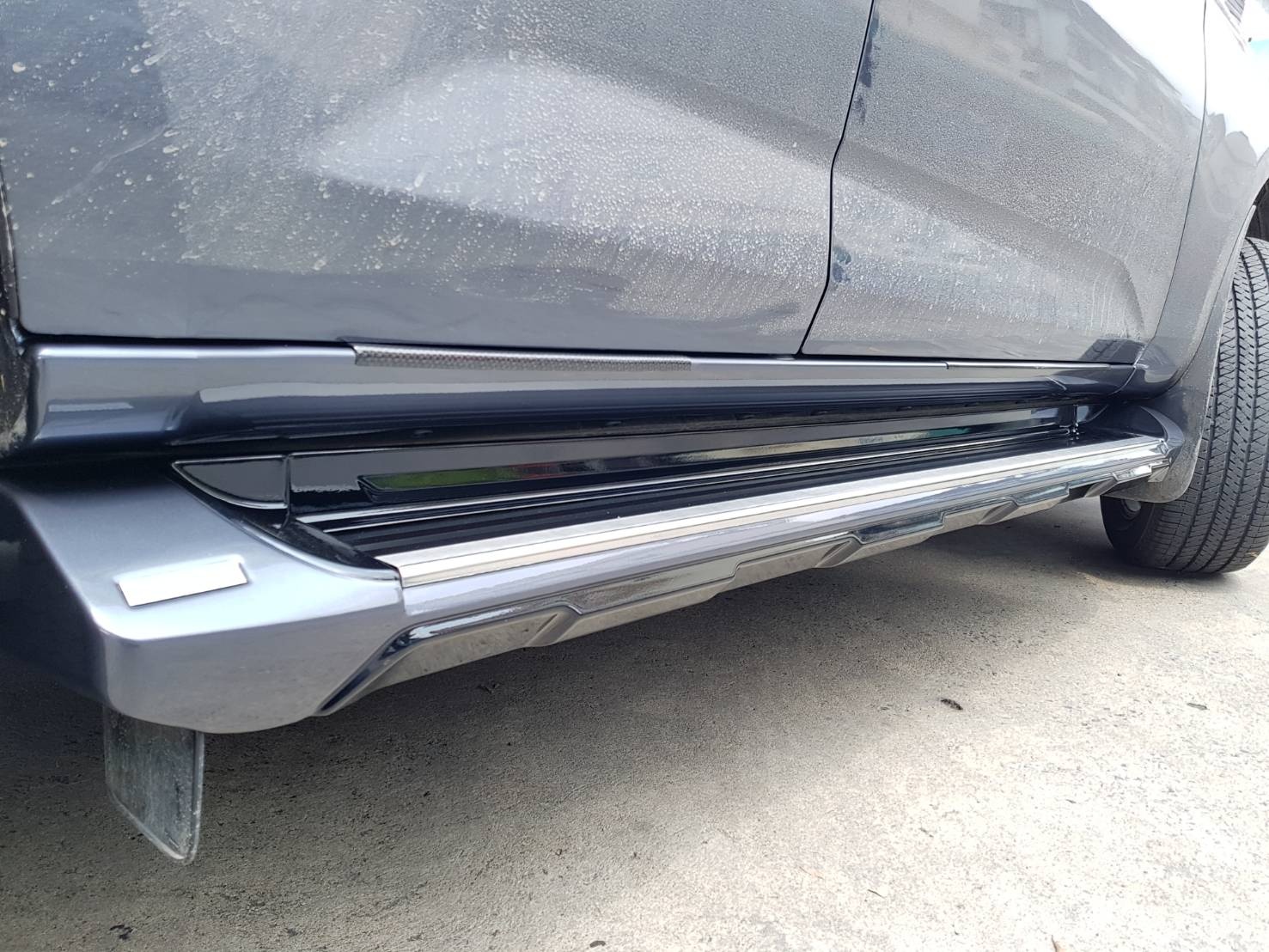 ชุดแต่ง ISUZU MU-X รุ่น Rbs sport 2 ชิ้น