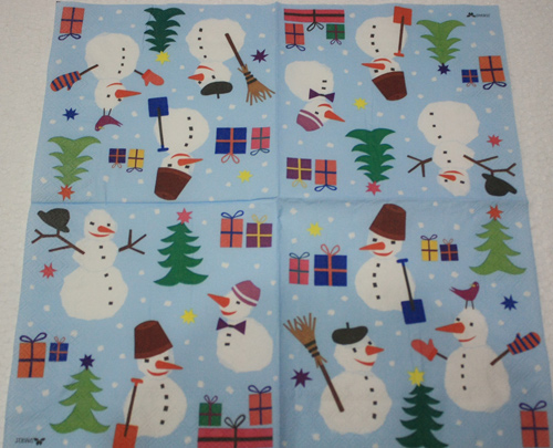แนวภาพดคริสต์มาส Winter ตุ๊กตาหิมะ Snow Man ของขวัญ เป็นภาพครึ่งแผ่น กระดาษแนพกิ้นสำหรับทำงาน เดคูพาจ Decoupage Paper Napkins ขนาด 33X33cm