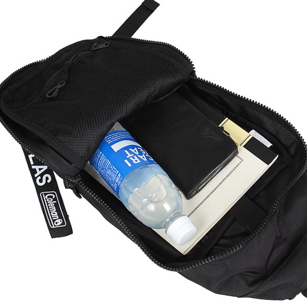 Coleman - ATLAS SLING BAG – 5 L Heater (สีเทาควันบุหรี่) コールマン ボディバッグ アトラス スリングバッグ 対応 自転車/ウォーキング
