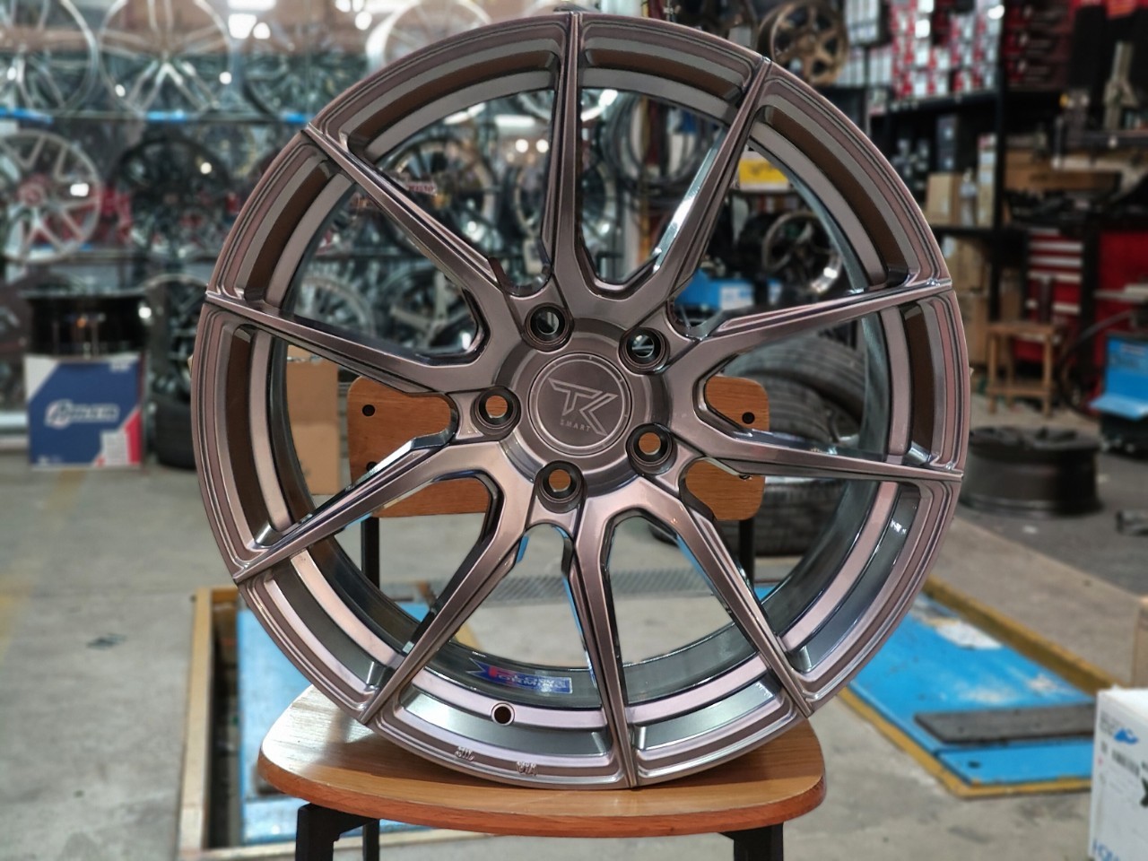 ล้อ TK SMART TMF-102 ขอบ 18X8.5 5X112-114.3สี Hyper Dark *ราคาต่อวง*