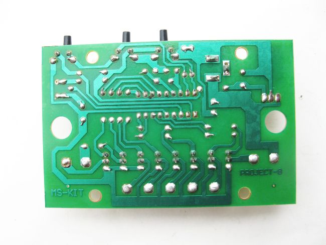 โครงงาน 8 (วงจรไฟวิ่งอัตโนมัติ 8 ช่อง 20 รูปแบบ)
