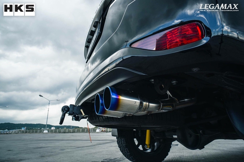 ท่อ HKS ตรงรุ่น New Fortuner ปลายรุ้งคู่