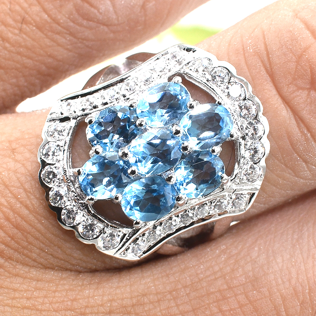 SKJewelryfactory แหวนเงินพลอยสวิสบลูโทปาซแท้ สีนี้เหมาะมาก สำหรับคนที่เกิดวันศุกร์ ER00788-SBT