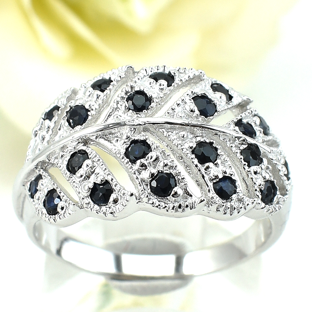 SKJewelryfactory แหวนใบไม้เงินแท้ 92.5% ฝังพลอยไพลินแท้ ER01072-BSA