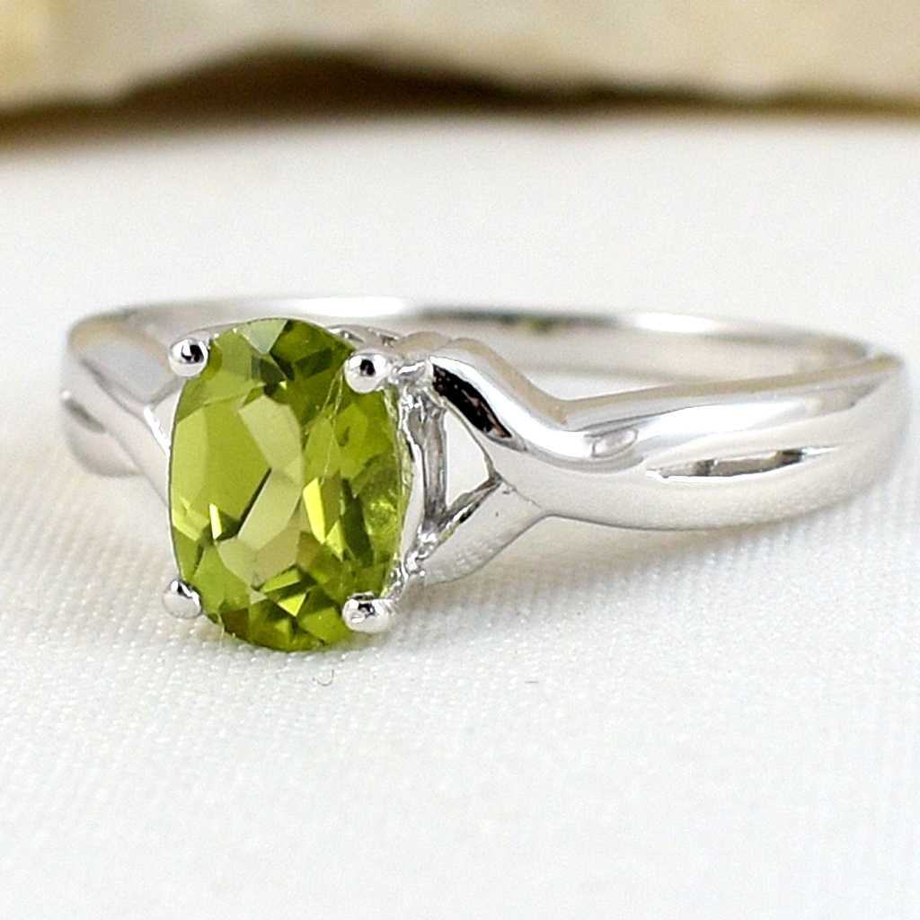 SKJewelryfactory แหวนเงินแท้ฝังพลอยเพอริดอทแท้ น่ารักสุดชิค ER01748-PDT