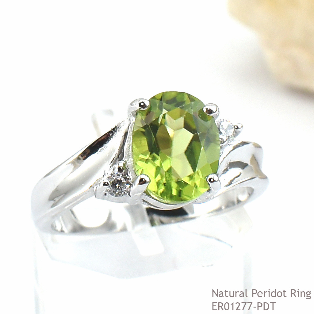 SKJewelryfactory แหวนเงินแท้ 92.5% ฝังพลอยเพอริดอทแท้ สไตล์น่ารัก ER01277-PDT