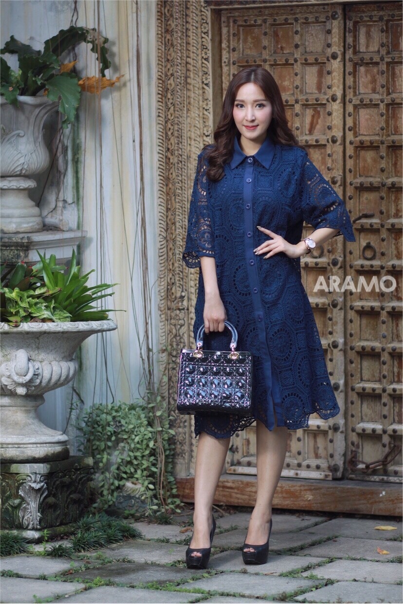 ชุดเดรสลูกไม้ พร้อมส่ง Dress ลูกไม้ลายฉลุ