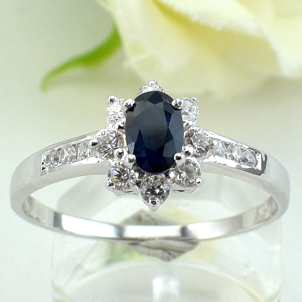 SKJewelryfactory แหวนเงินแท้ 92.5% ฝังพลอยไพลินแท้ ดีไซด์น่ารัก ER00663-BSA