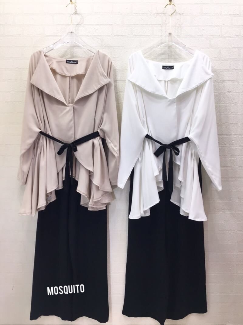 เสื้อผ้าเกาหลี พร้อมส่ง เสื้อ กับ กางเกงเอวสม็อคยืดได้