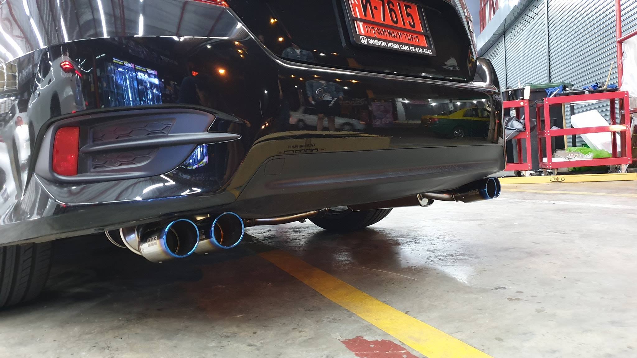 ท่อ HKS Civic FC 1.5 Turbo ปลายรุ้ง(ค่าส่งสินค้าเก็บปลายทาง)