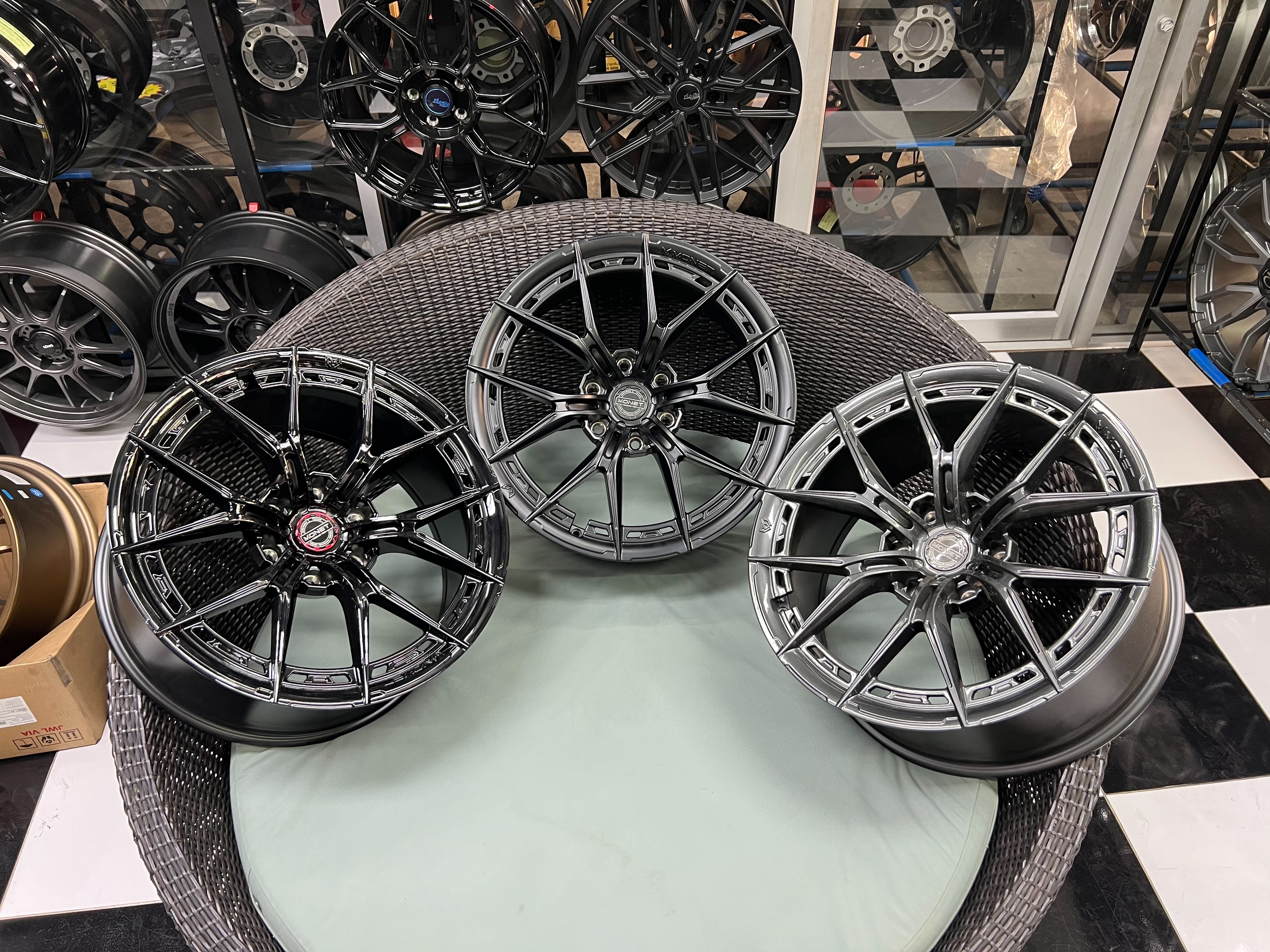 ล้อ MONET ขอบ20x9.0 6รู139 et15 ล้อเบา งานไทย ประกันโครงสร้าง Lifetime *ราคาต่อวง