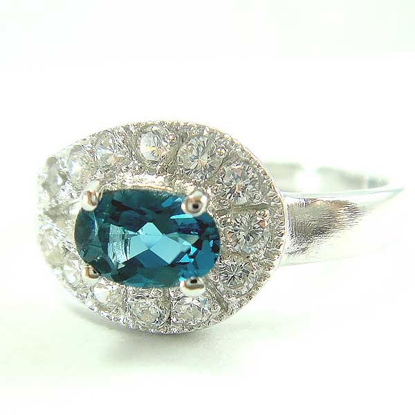 SKJewelryfactory แหวนเงินแท้ 92.5% ฝังพลอยลอนดอนบลูโทปาซแท้ สไตล์หรูหรา ER01910-LBT