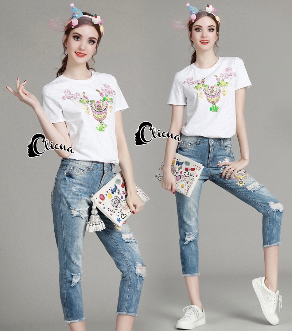 พร้อมส่ง เซ็ตเสื้อยืดสีขาว+กางเกงยีนส์ ขา5ส่วน ฟอกขาด