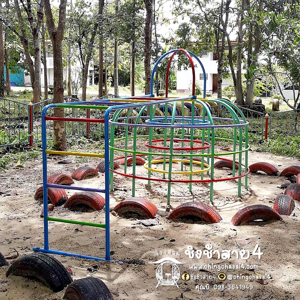 ปีนป่ายสุ่มไก่ใหญ่+บาร์โหน