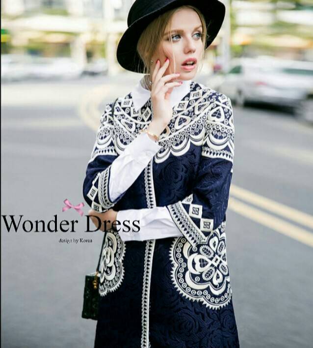 พร้อมส่ง เสื้อคลุมลายกราฟฟิกดอกไม้