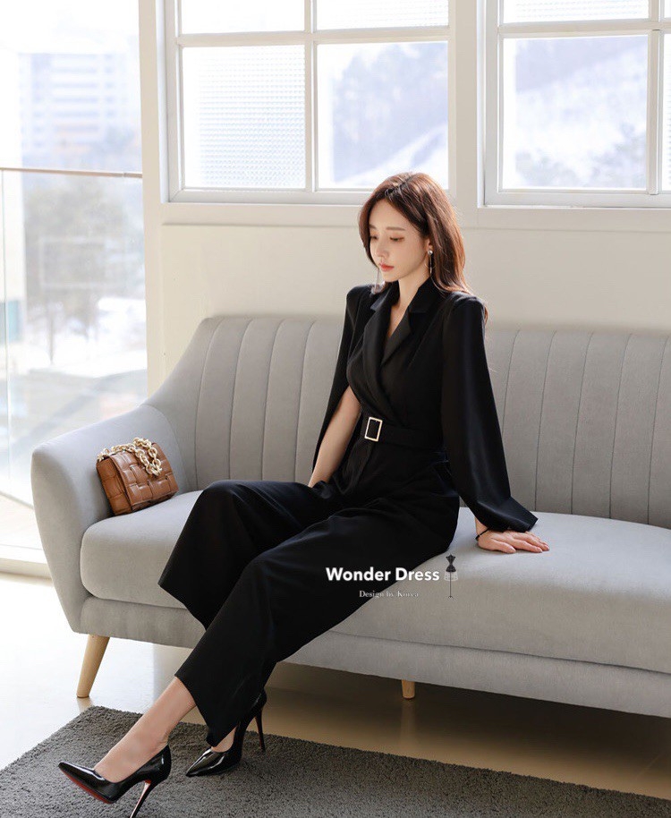 เสื้อผ้าเกาหลี พร้อมส่ง จั๊มสูท ทรงสวย เนื้อผ้าเครป