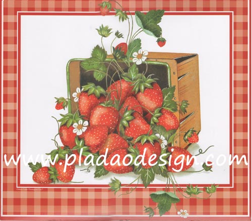 กระดาษสาพิมพ์ลาย สำหรับทำงาน เดคูพาจ Decoupage แนวภาำพ ภาพวาด สตอเบอร์รี่ strawberry สีแดงลูกโตน่ากินมาก มาเป็นเถา อยู่หน้าตู้อบกรองไม้ (ปลาดาวดีไซน์)