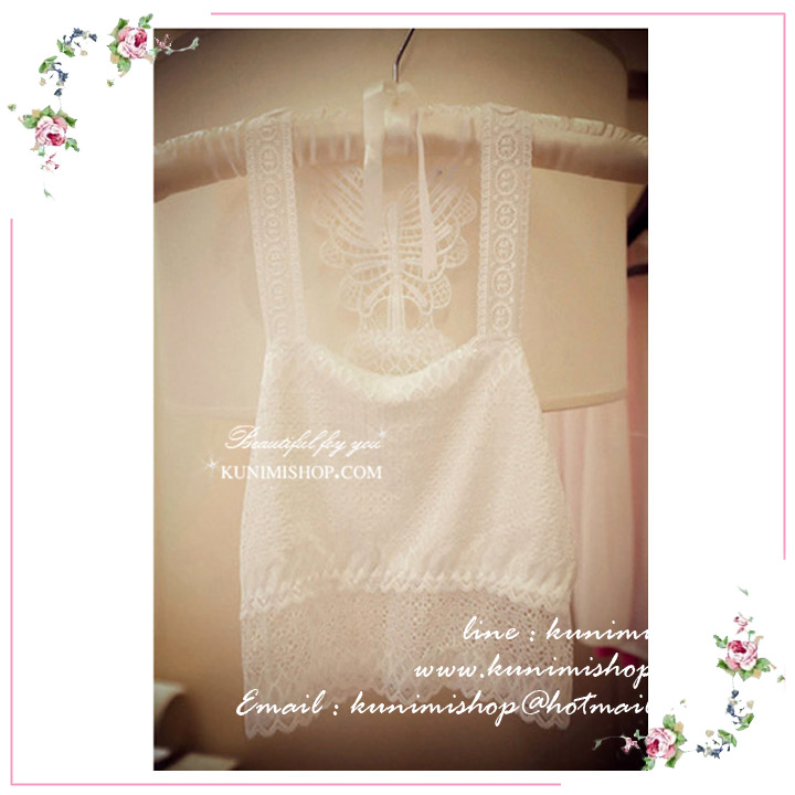 เสื้อซับในผ้าลูกไม้ มี 2 สี ดำ ขาว เสื้อซับในครึ่งตัว ด้านหน้ามีผ้าซับอีกชั้นครึ่งตัว ด้านหลังเป็นลายผีเสื้อ ลูกไม้ลายสวย สามารถใส่เดี่ยวๆหรือใส่เสื้อทับอีกชั้นก็ดูดีคะ ขนาด : FREE SISE ( เสื้อยาว 16 นิ้ว รอบอกไม่เกิน 36 นิ้วคะ) ผ้า : ผ้าลูกไม้ มี 2 สี : สีขาว , สีดำ * สินค้าเหมือนรูป ถ่ายจากสินค้าจริงคะ * 