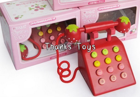 โทรศัพท์สตรอเบอรี่สีแดง (Red Strawberry Telephone) Mother Garden