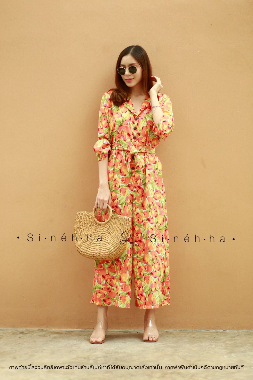 เสื้อผ้าเกาหลี พร้อมส่ง จั้มสูท ผ้าวูลพีช