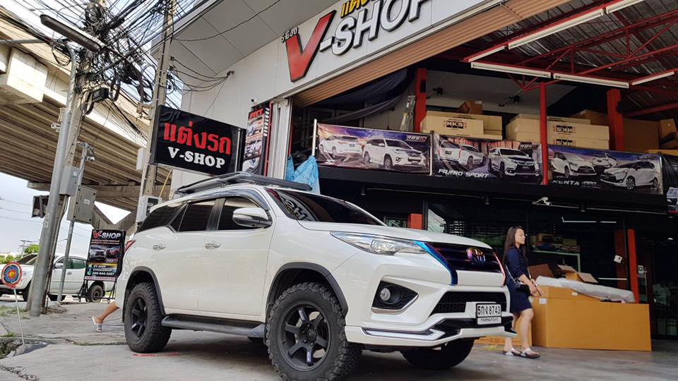 รับแปลงโฉม New Fortuner ตัวธรรมดาเป็น TRD ด้วยอะไหล่ใหม่ แท้ ทั้งหมด ราคา CALL.