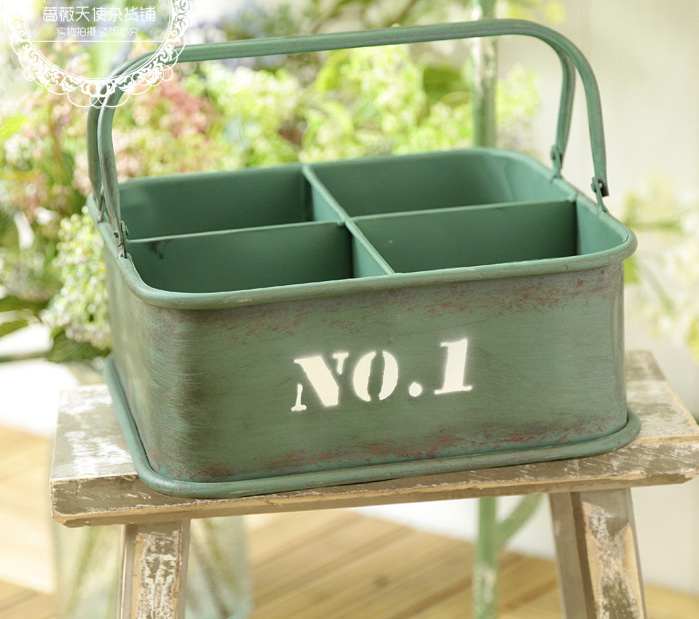 Pre-Order ตระกร้าเหล็ก แบ่งช่อง มีหูหิ้ว ทำสีเก่า Zakka