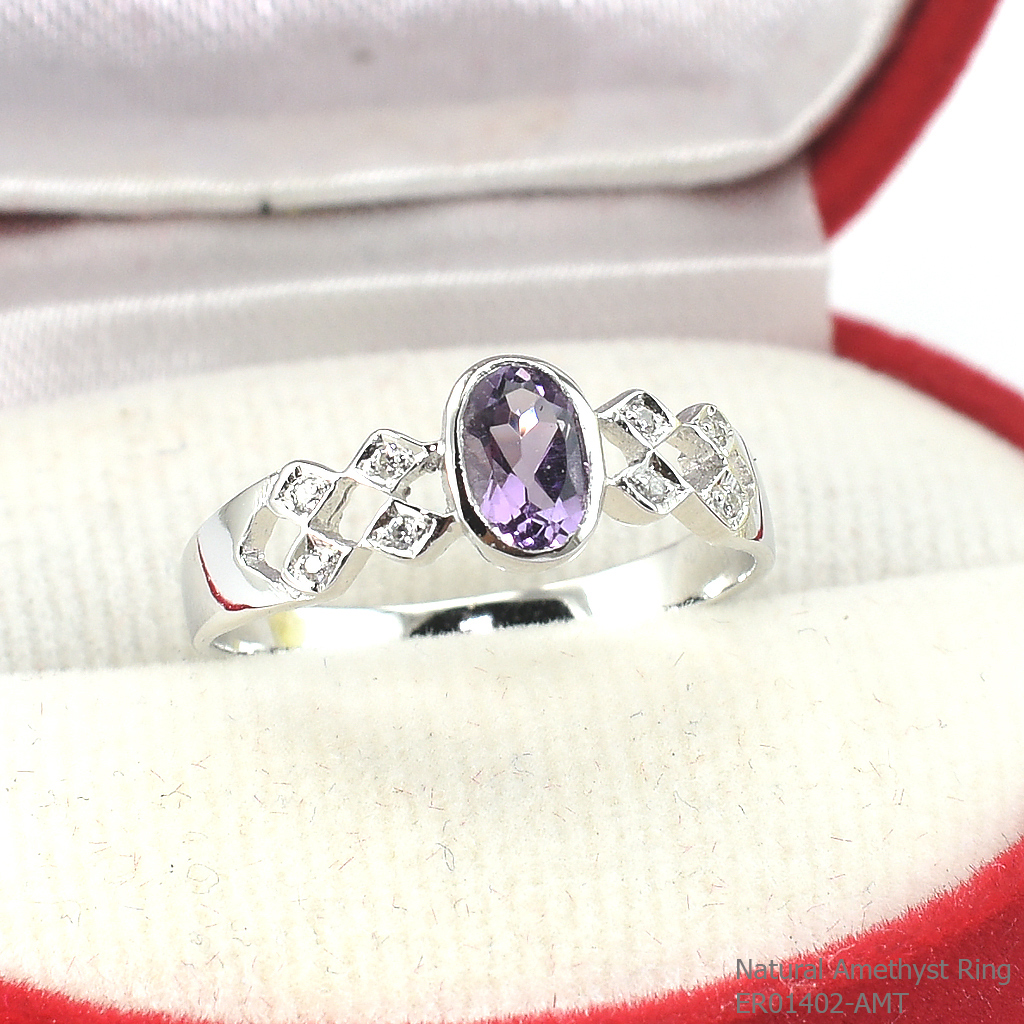 SKJewelryFactory แหวนแอมิทิสต์แท้ ดีไซน์ด้านข้างเป็นลายข้าวหลามตัด ER01402-AMT