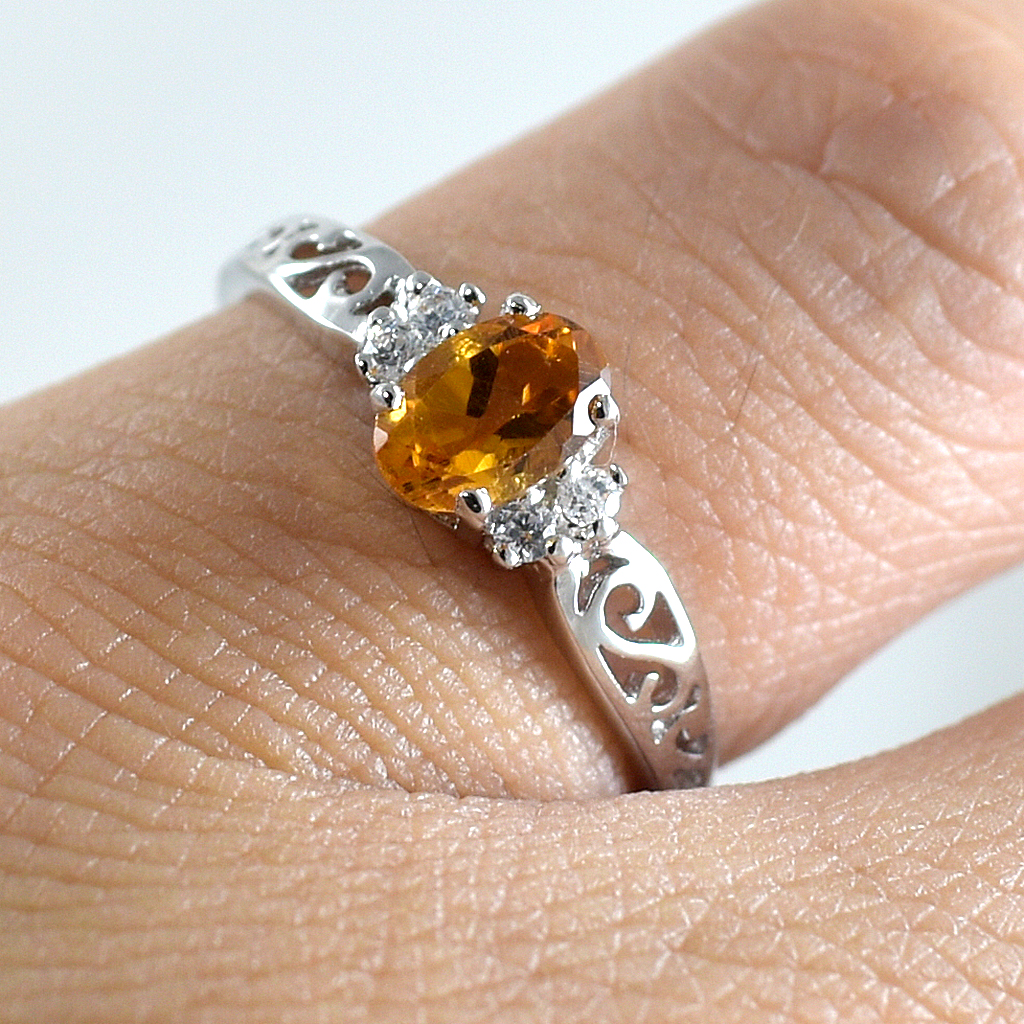 SKJewelryfactory แหวนเงินแท้ 92.5% ฝังพลอยซิทรินแท้ ดีไซด์ตัวเรือนย้อนยุค ER02419-CIT