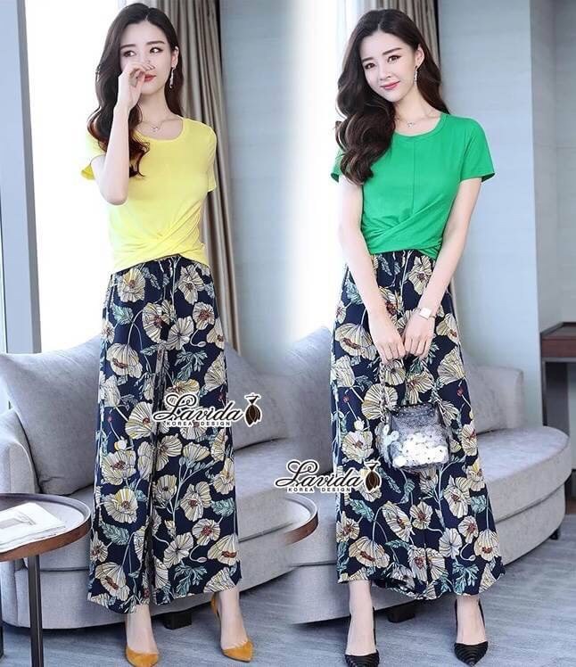 เสื้อผ้าเกาหลี พร้อมส่ง เสื้อสีพื้นเอวไขว้ กับ กางเกงขากว้าง