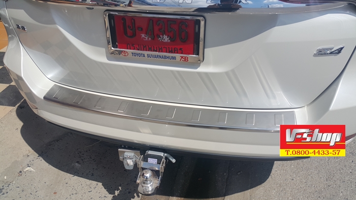 fortuner_กันรอยท้ายเลสแท้นอก