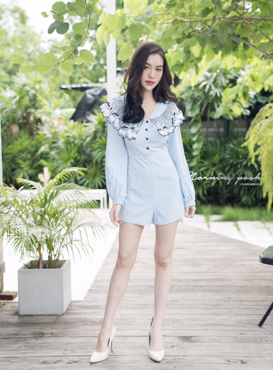 เสื้อผ้าเกาหลี พร้อมส่ง จั๊มสูท คอปก ลายดอก