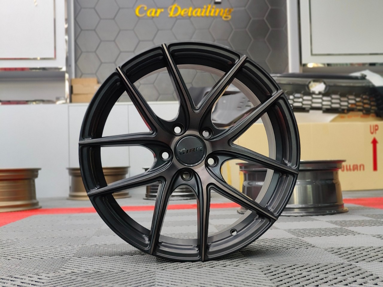 ล้อTORQ TAR ขอบ18x8.0 5x114.3 ET40 สีดำด้านหน้าชา*ราคาต่อวง