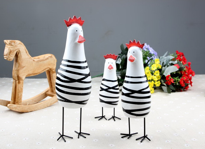 Pre-Order งานไม้ ตุ๊กตาไก่ ครอบครัวไก่ยืน ลายขาวดำ เซต 3 ตัว Zakka