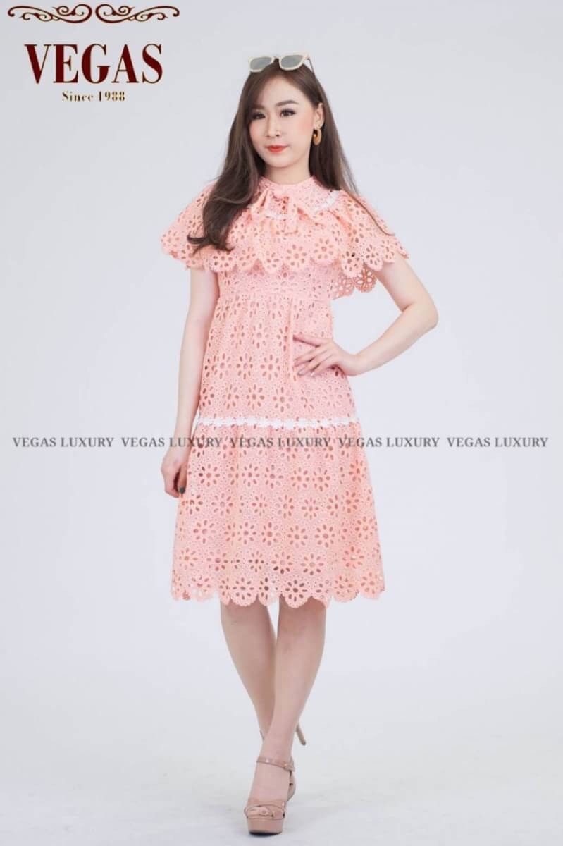 เดรสเกาหลี พร้อมส่ง Dress ลูกไม้หนา