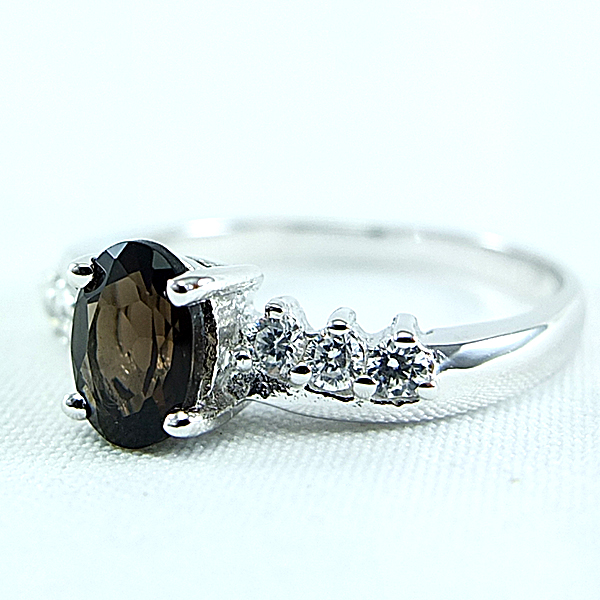 SKJewelryFactory แหวนเงินแท้ 92.5% ฝังพลอยสโมกกี้ควอทซ์แท้ ER01627-SMQ