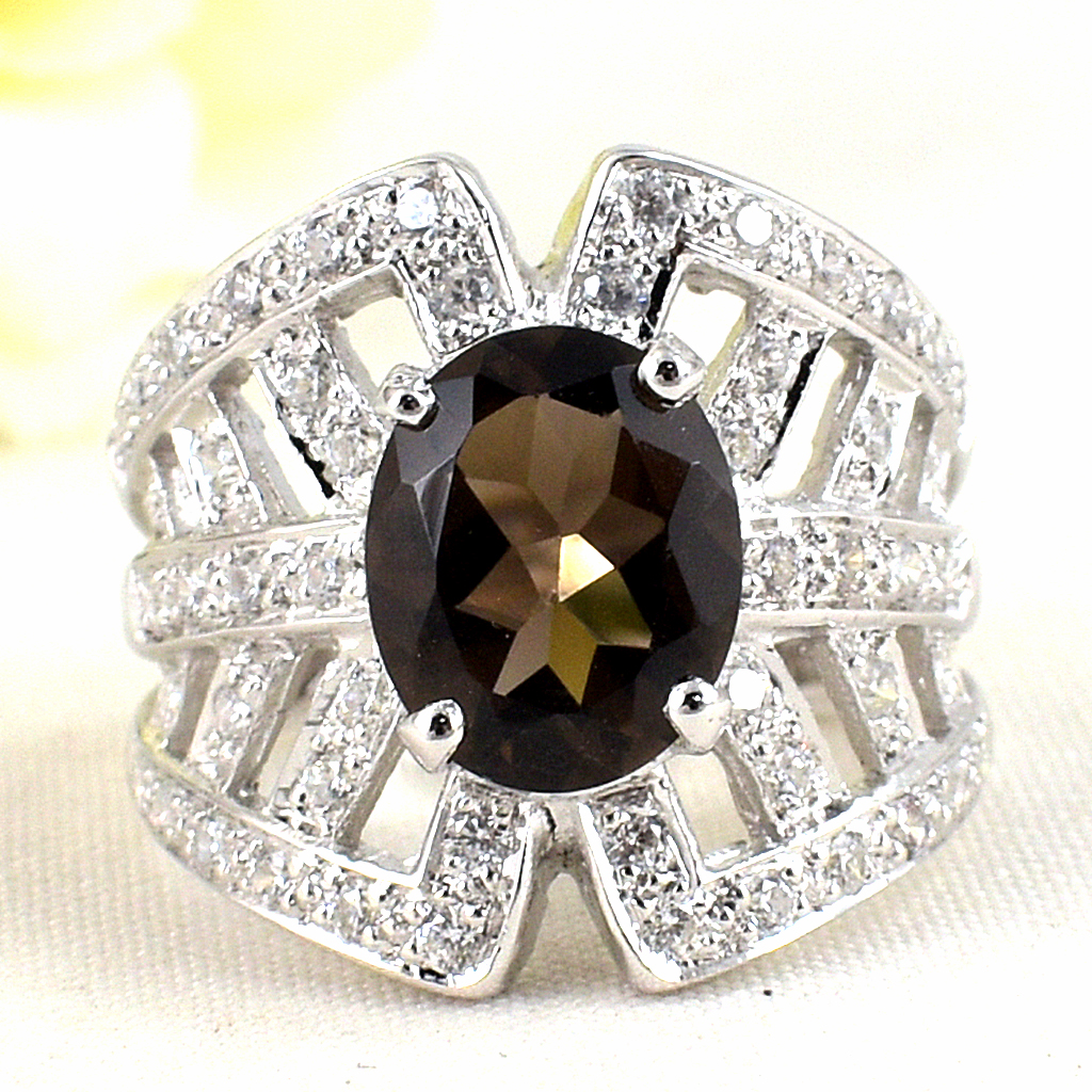 SKJewelryfactory แหวนเงินแท้ 92.5% ฝังพลอยสโมกกี้ควอทซ์แท้ ทรงนี้ใส่นิ้วกลางสวย เด่นเป็นสง่า ER00575-SMQ