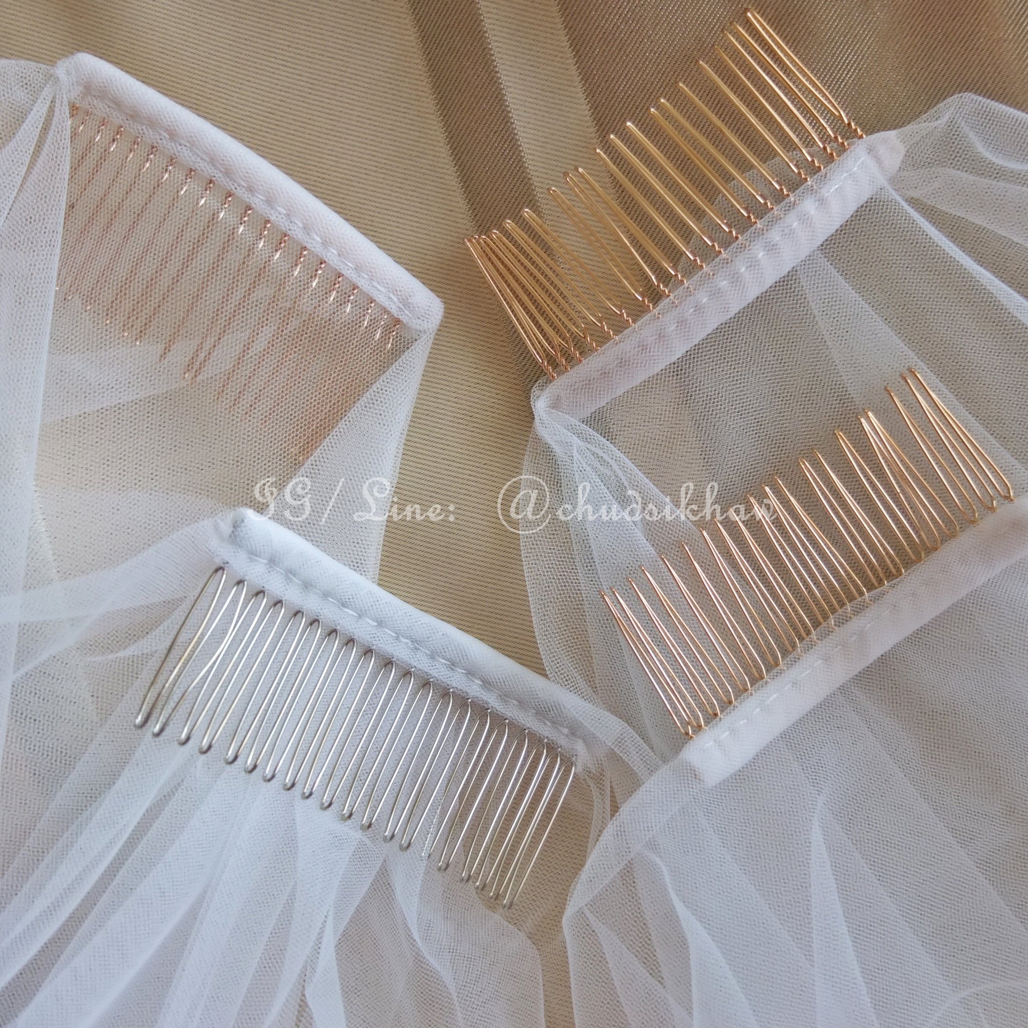 เวลติดมุก มีหวีสับในตัว สีขาวนวล 60 ซม. (V655) (คลุมหน้าได้)
