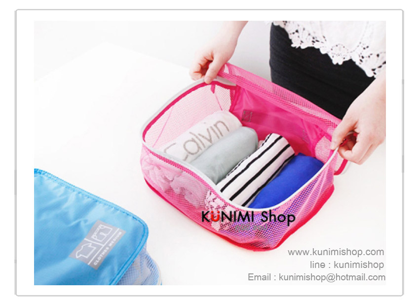กระเป๋าจัดเก็บเสื้อผ้า (รุ่น Clothes Medium) จัดระเบียบกระเป๋าเดินทาง ผ้าตาข่าย มีซิบ เปิด - ปิด มาพร้อมหูหิ้ว จับถนัดมือ สามารถใส่ของได้หลากหลาย พับเก็บได้ พกพาสะดวก ขนาด : 39 x 25 x 15 ซม.