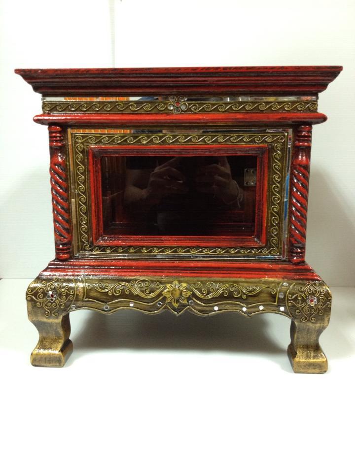 ตู้บริจาค (ทรงล้านนา)