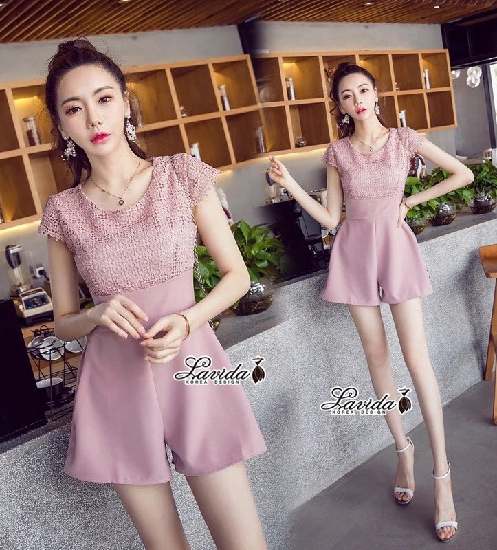 เสื้อผ้าเกาหลี พร้อมส่ง จั้มสูท ทรงแขนล้ำขาสั้น