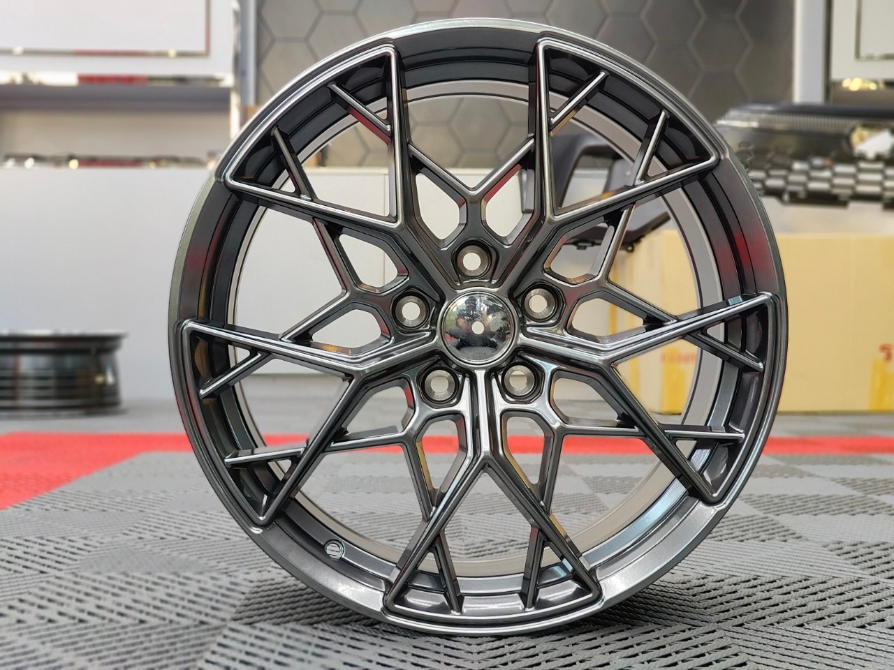 ล้อ VLF 23 ขอบ18x8.0 5x114.3 ET35 สีHS *ราคาต่อวง