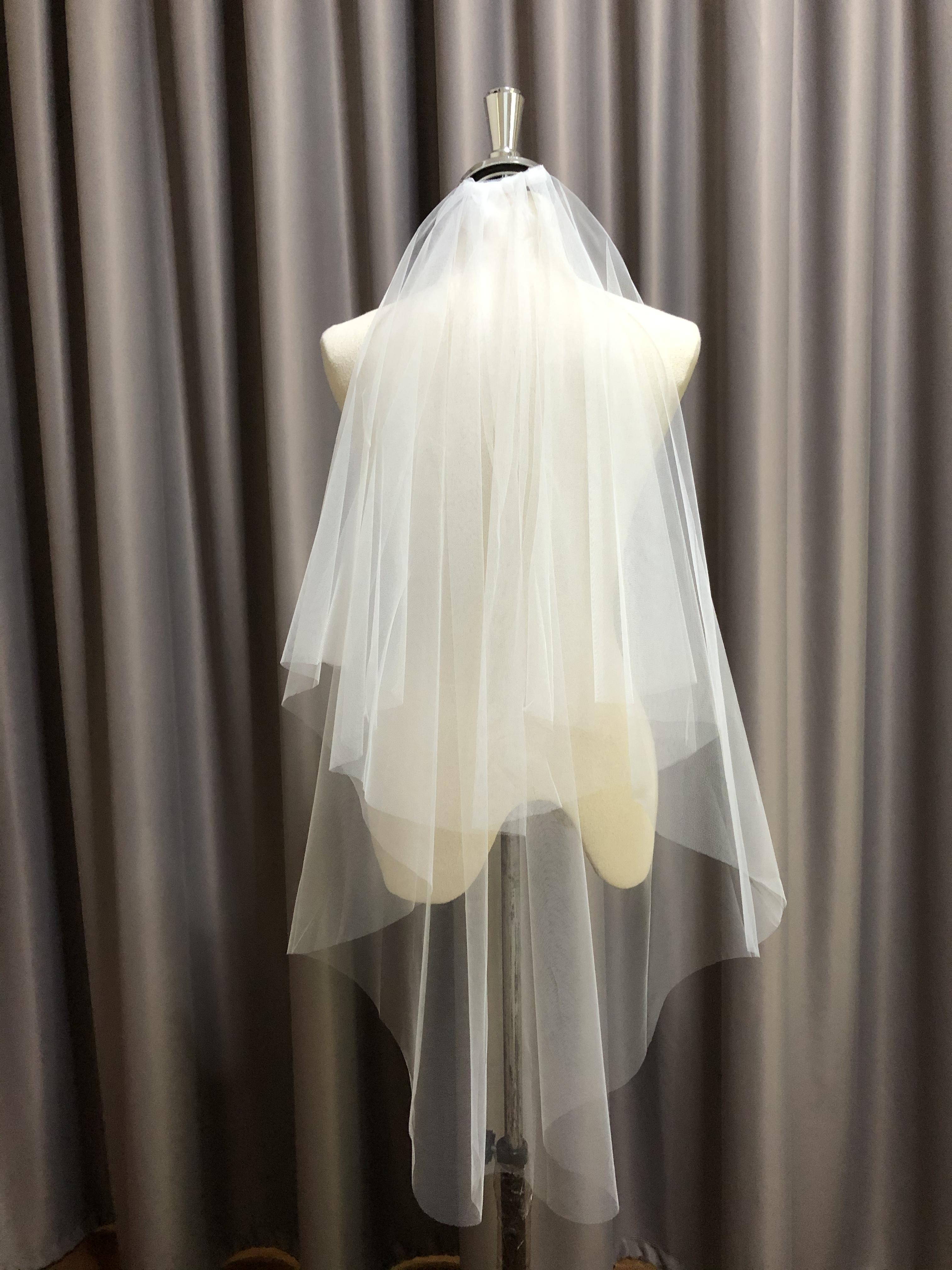 Veil เวลผ้าคลุมเจ้าสาว รุ่นผ้าบางเบา ราคาสบาย ยาว 90-100 ซม. มีหวีสับโลหะในตัว ติดง่าย