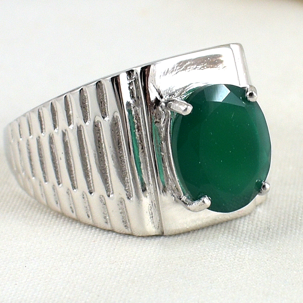 SKJewelryFactory แหวนชาย สไตล์แหวนเม็ดเดี่ยว พลอยแท้สีเขียวดุจดั่งมรกต MR00448-GAG