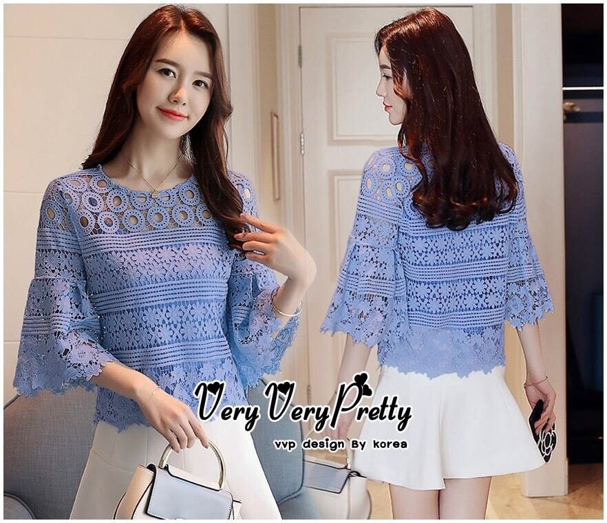 พร้อมส่ง เสื้อลูกไม้ ทรงวินเทจ คอกลม