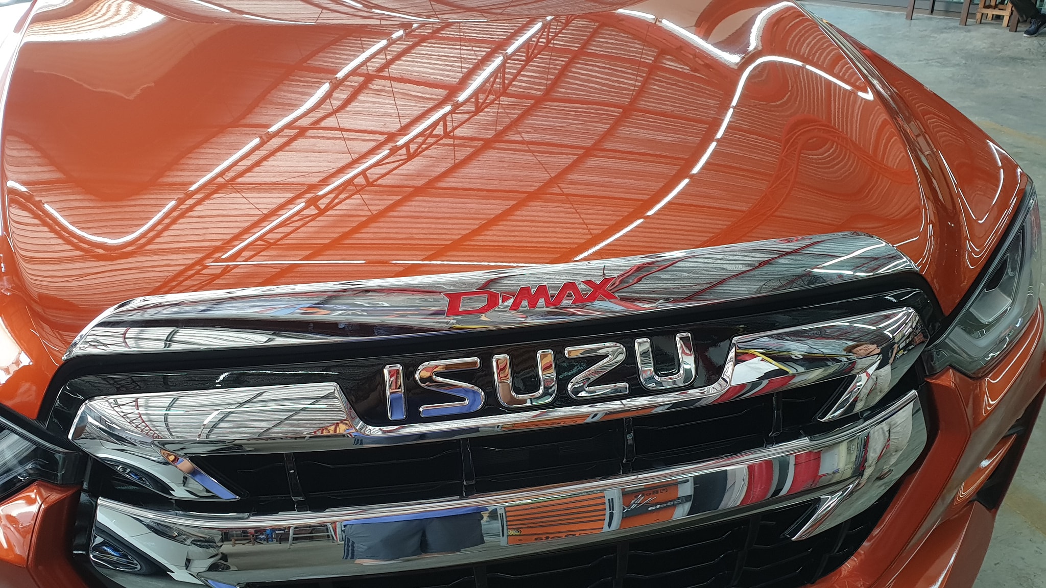 D-max2020 คิ้วฝากระโปรงหน้าชุบ