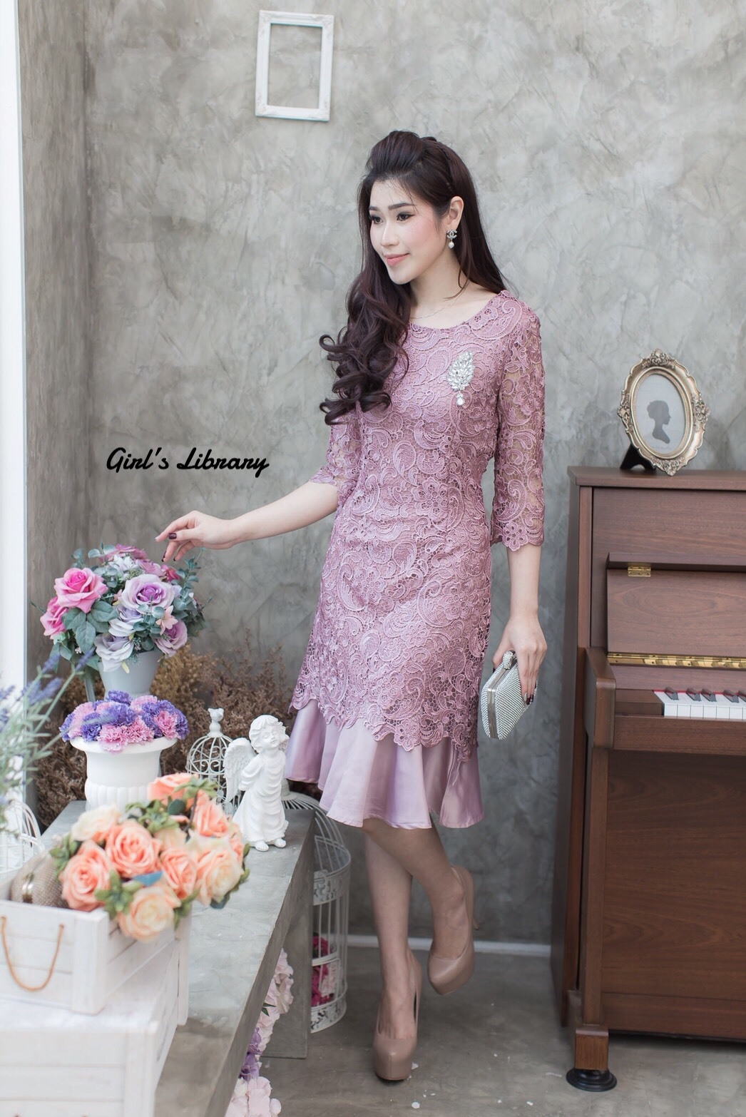 ชุดเดรสเกาหลี พร้อมส่ง Dress ลูกไม้ระบายชาย