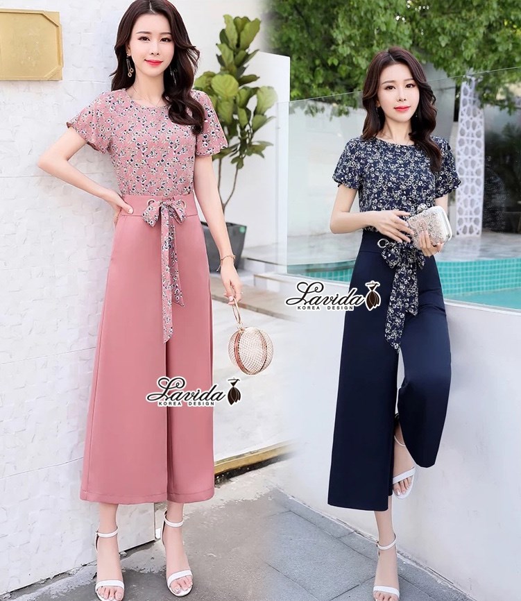 เสื้อผ้าเกาหลี พร้อมส่ง เสื้อลายดอกไม้ กางเกงทรงขากว้าง
