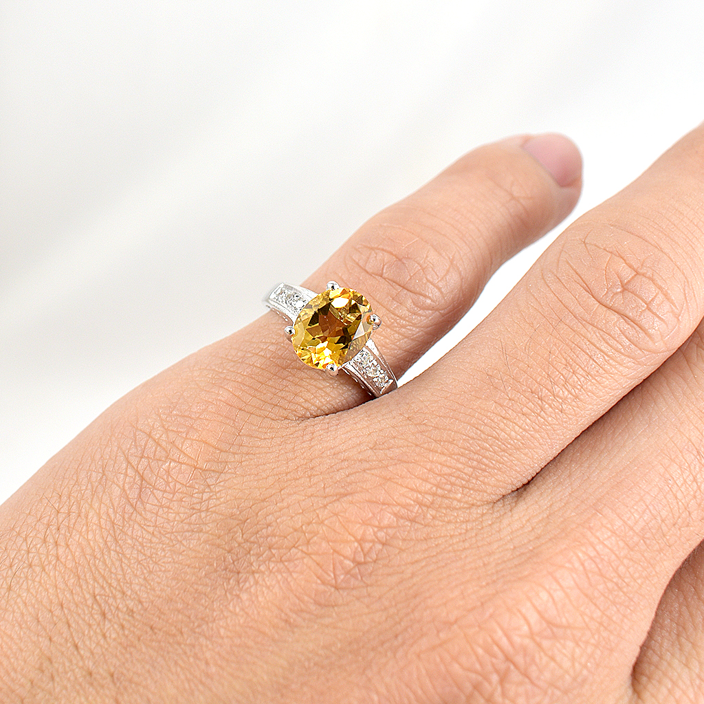 SKJewelryfactory แหวนเงินแท้ 92.5% ฝังพลอยซิทรินแท้ โดดเด่นชัดเจน ER01841-CIT