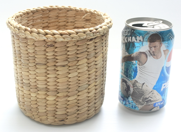 ชิ้นงานดิบ ผักตบชวา ทำ Decoupage งานเพนท์ ที่ใส่ดินสอทรงกระบอก