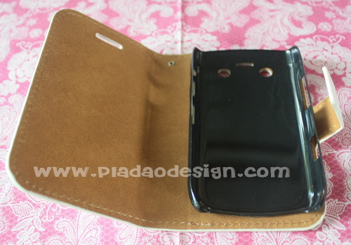 ชิ้นงานดิบ เคสโทรศัพท์ แบบเปิดข้าง Blackberry 9700 BB ซองหนังแบบเรียบ